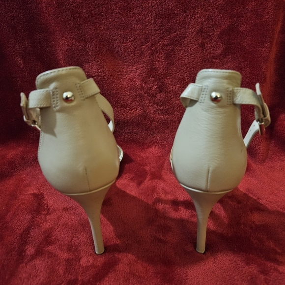Nine West Women Elegant Cream High Heel Sandals with Ankle Straps - Size 11M - Picture 5 of 8